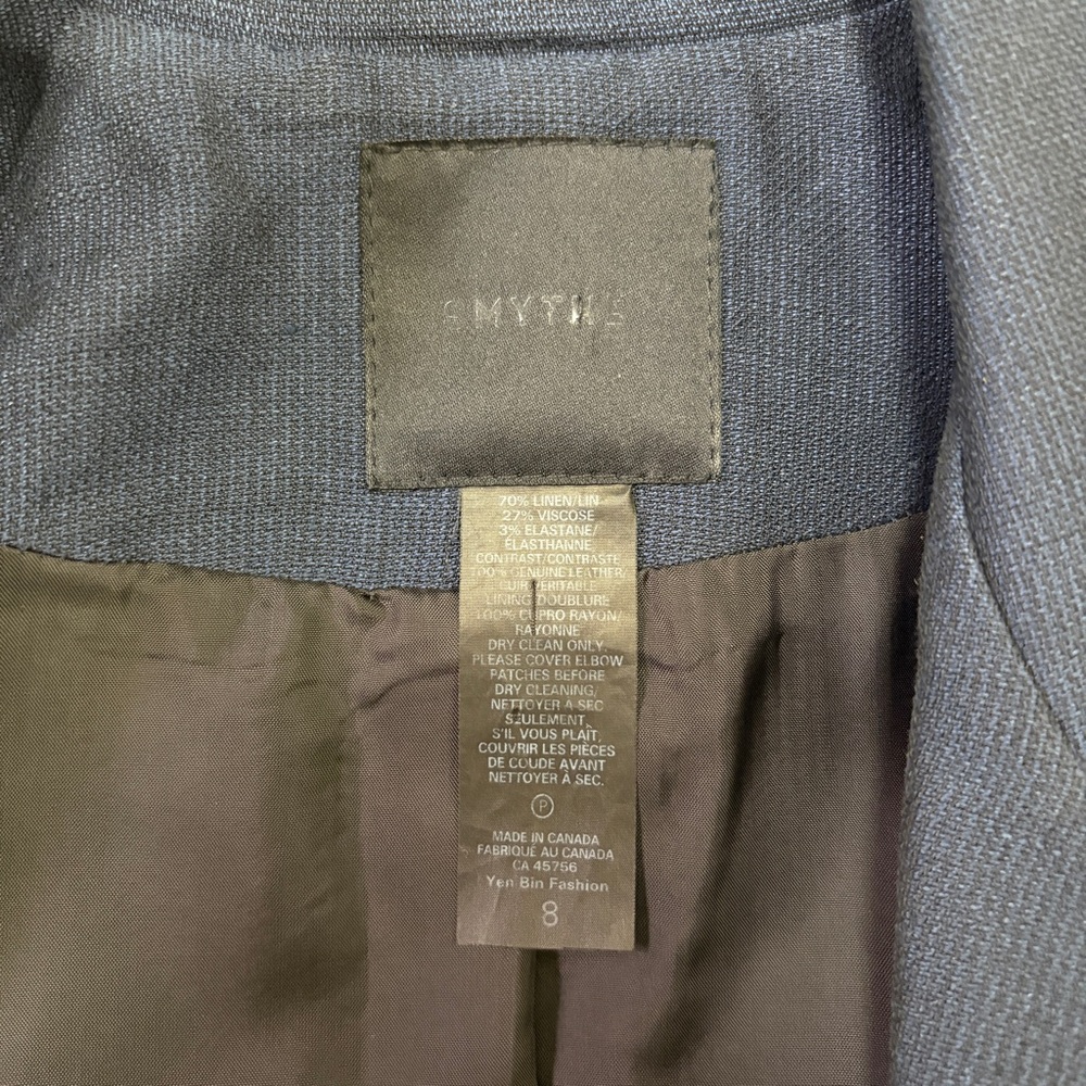 Smythe Navy Blazer with Gold Buttons - Picture 5 of 13